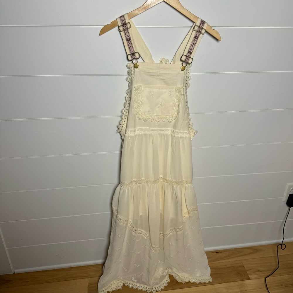 Sleeveless Lace Trim Overall Dress